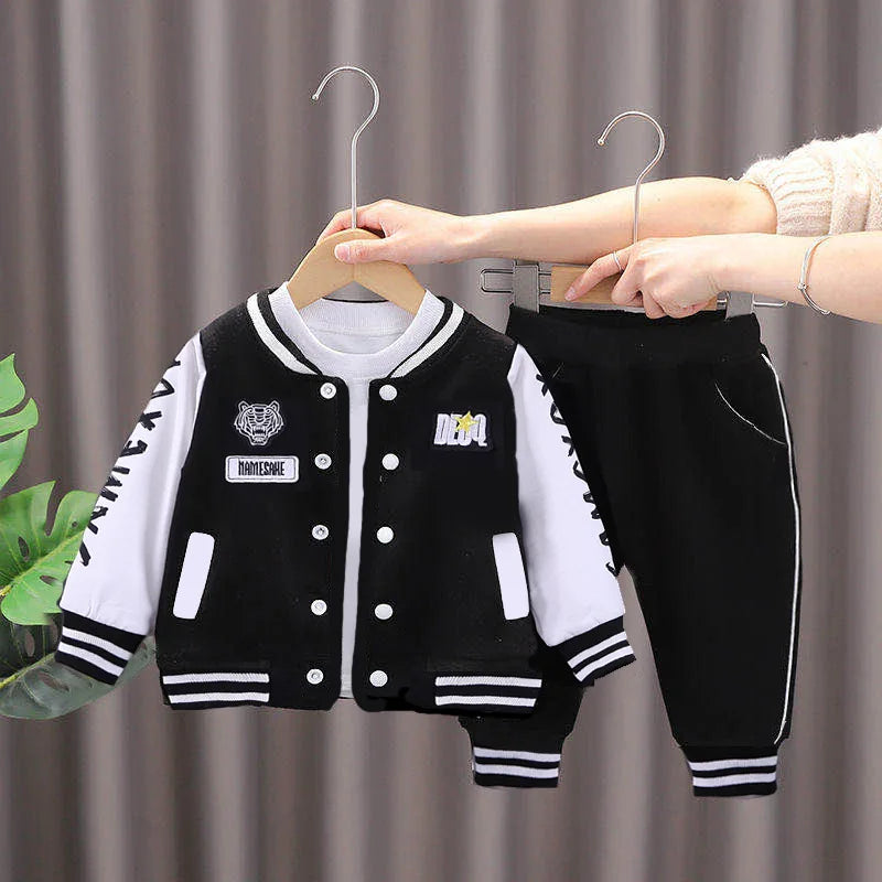 **Conjunto de Ropa para Niños: Chaqueta de Tigre y Pantalones**