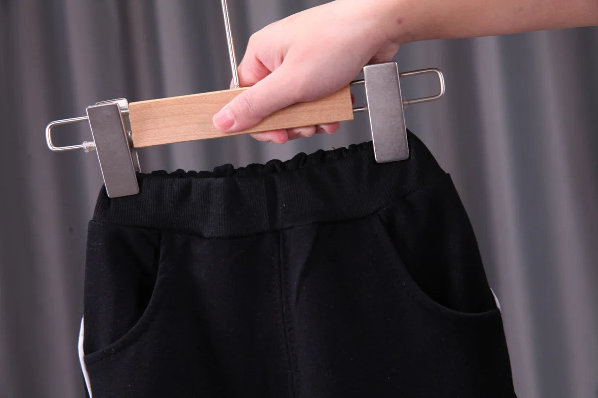 **Conjunto de Ropa para Niños: Chaqueta de Tigre y Pantalones**